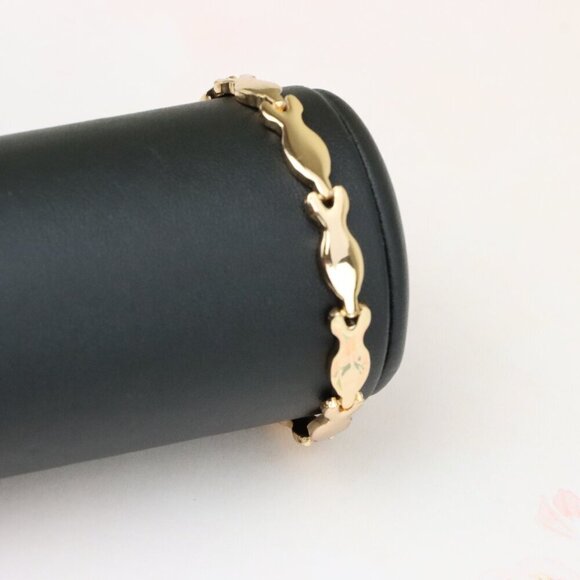 "Elegant Rose Gold Bracelet with Fish-Inspired Link Design, XPBL0857 - Picture 3 of 13